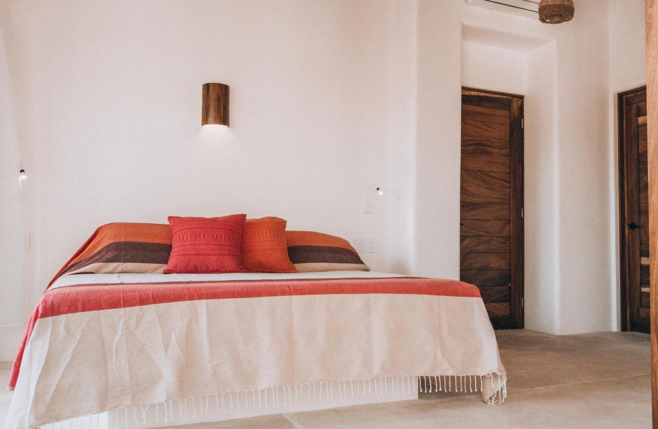 Hotel Casa Kuaa Brisas de Zicatela Esterno foto
