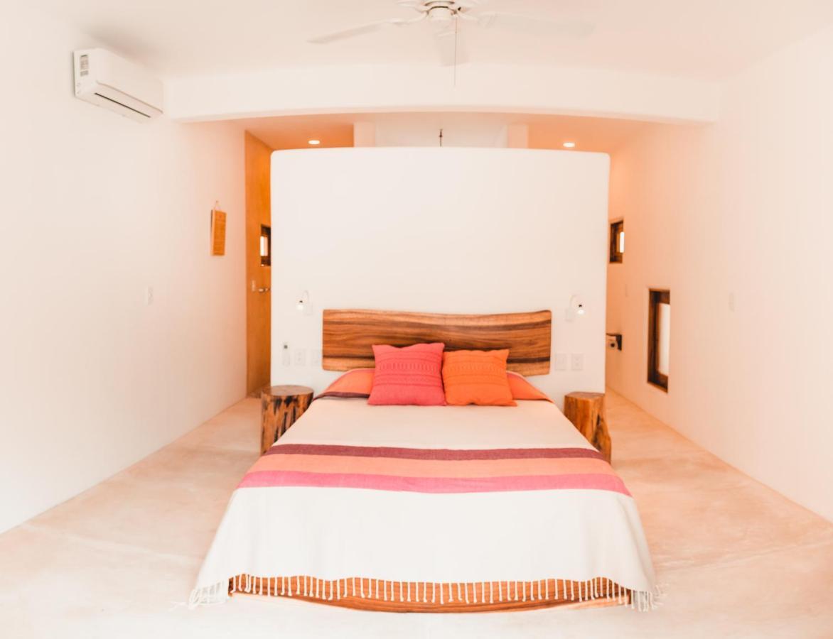 Hotel Casa Kuaa Brisas de Zicatela Esterno foto