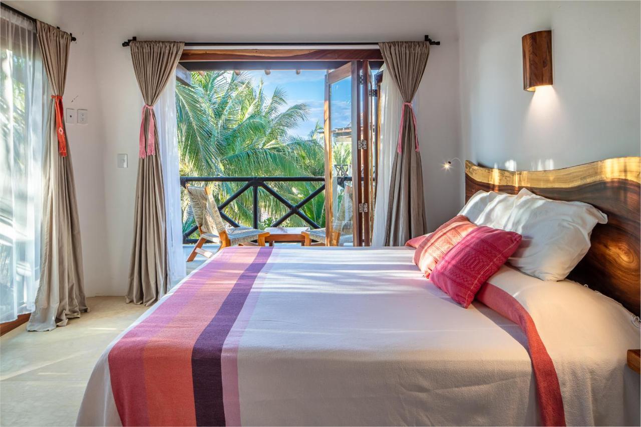 Hotel Casa Kuaa Brisas de Zicatela Esterno foto