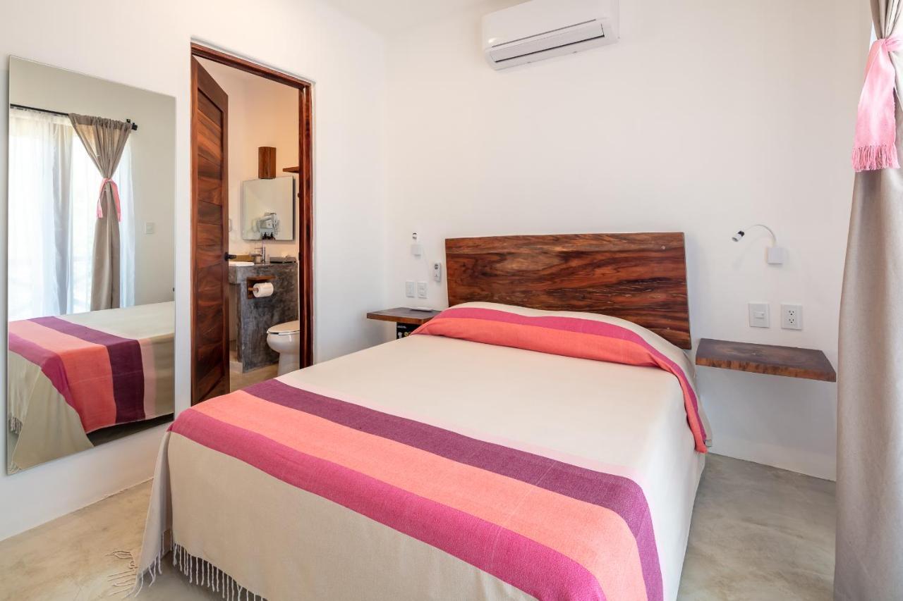 Hotel Casa Kuaa Brisas de Zicatela Esterno foto